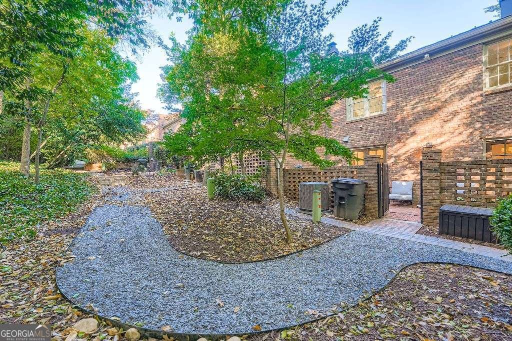 70 Old Ivy Road Atlanta - 5