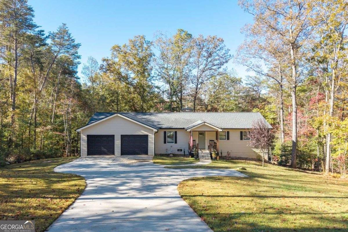 128 YOUNG DEER Drive Dahlonega - 1