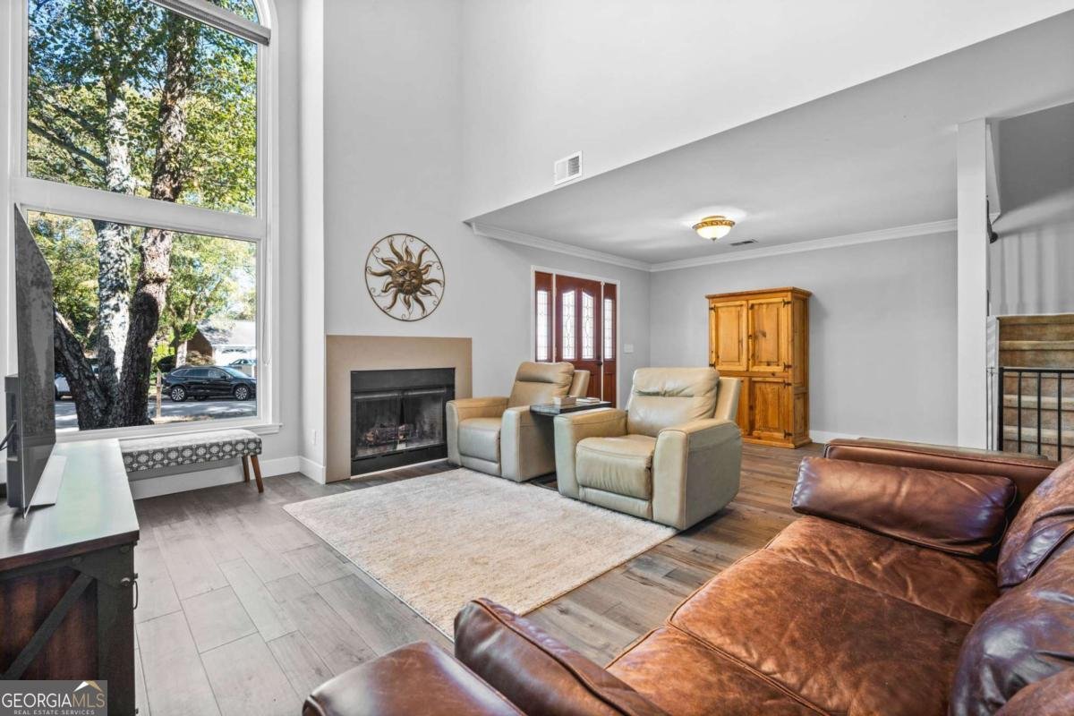 1050 Essex Court Alpharetta - 4