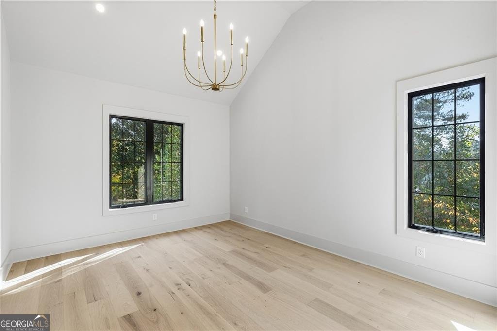 5845 Greenbrier Road Atlanta - 24