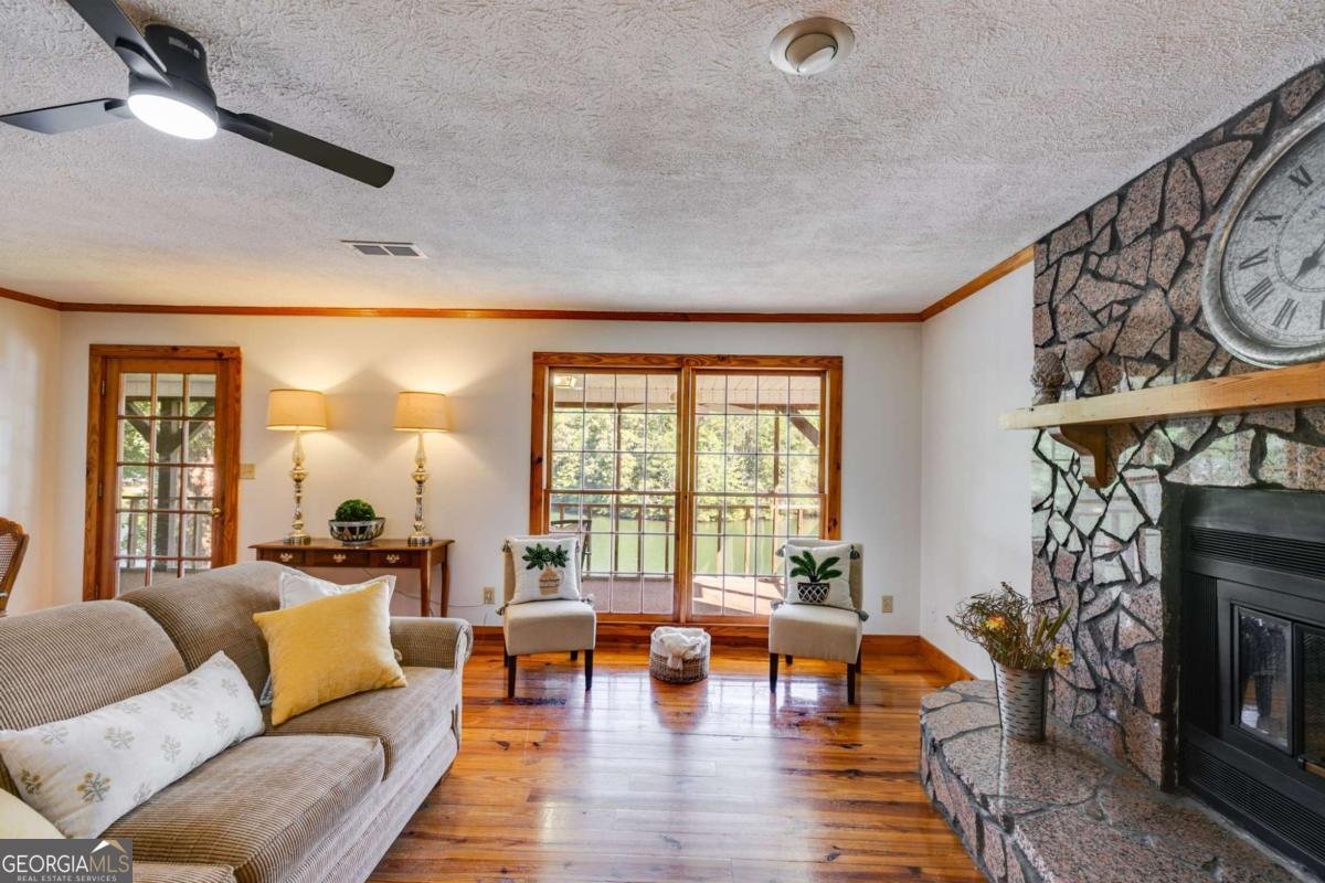 7132 Greenleaves Court Villa Rica - 10