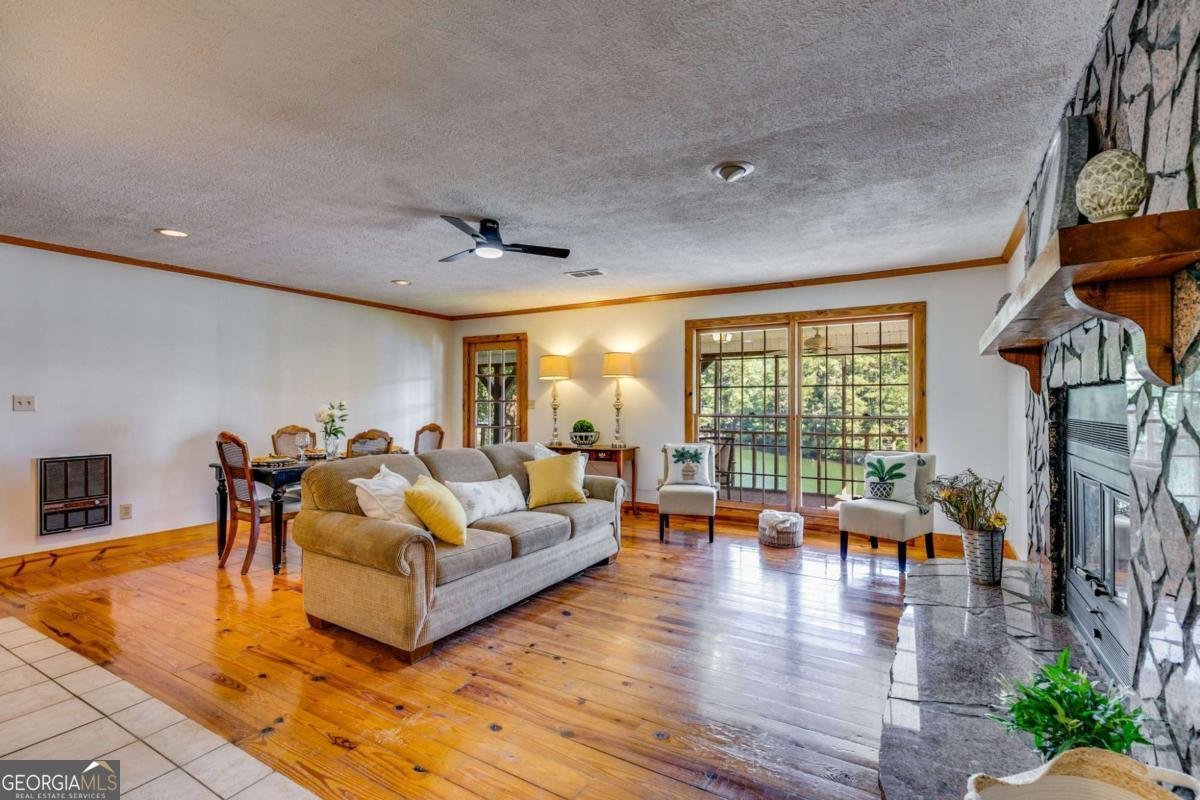 7132 Greenleaves Court Villa Rica - 7