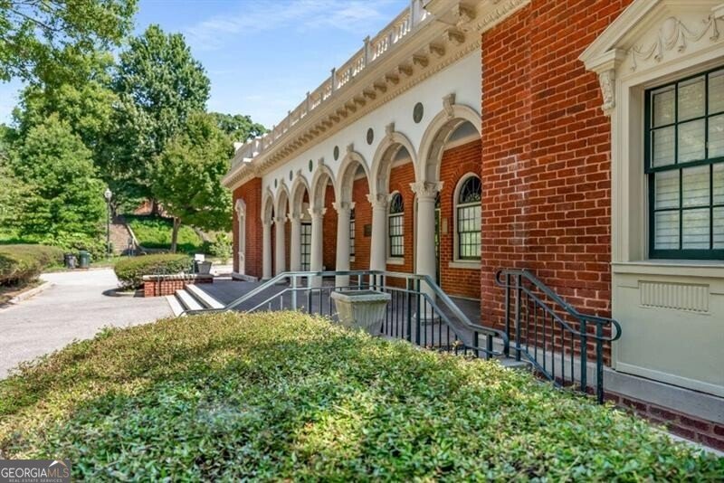 1055 Piedmont Avenue Atlanta - 4