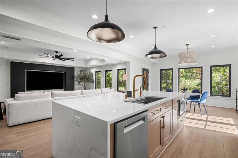 1735 HIGH Trail Atlanta - 35