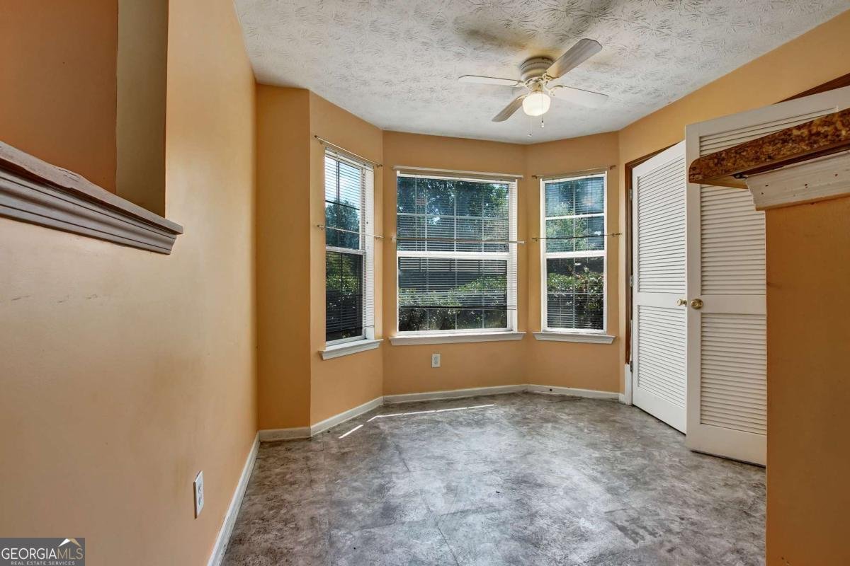 540 Easton Drive Locust Grove - 11