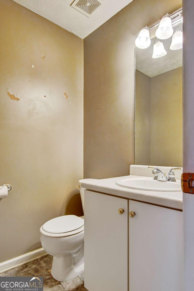 540 Easton Drive Locust Grove - 18