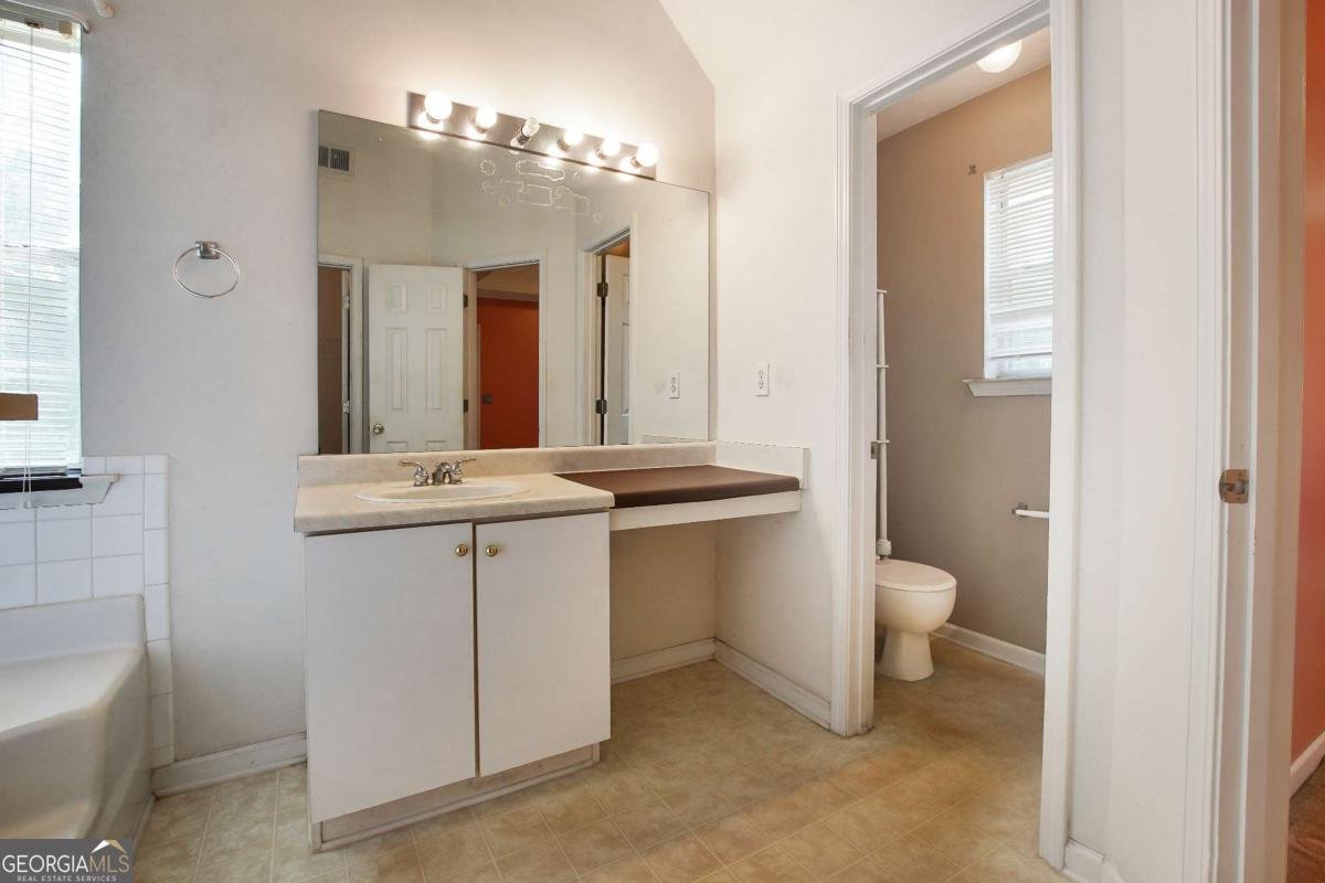 540 Easton Drive Locust Grove - 37