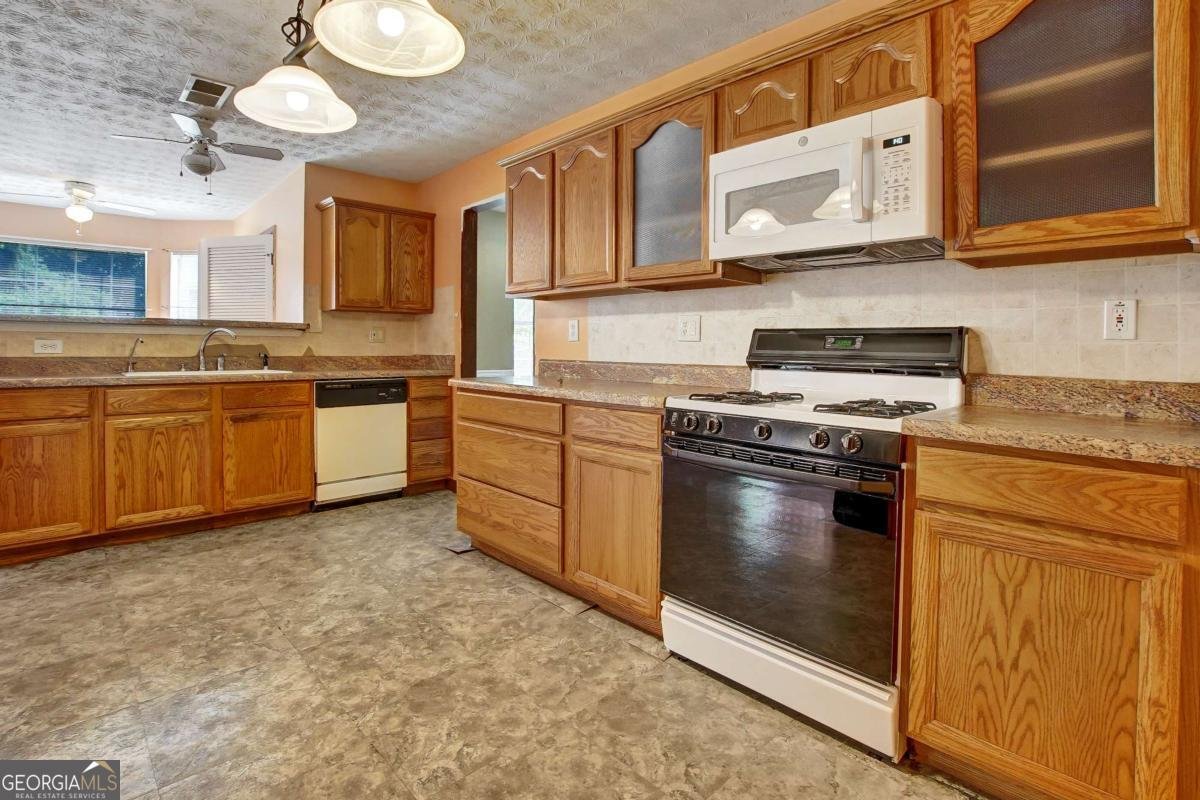 540 Easton Drive Locust Grove - 7