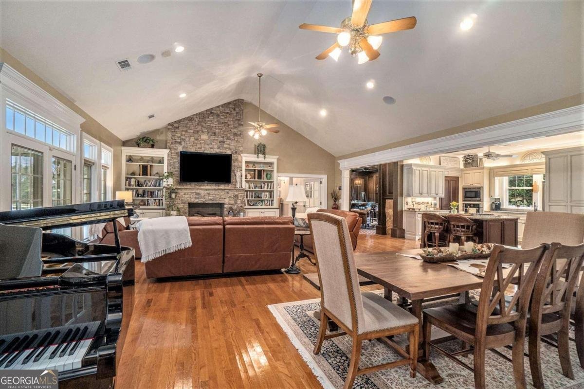 1170 Lowell Road Carrollton - 33