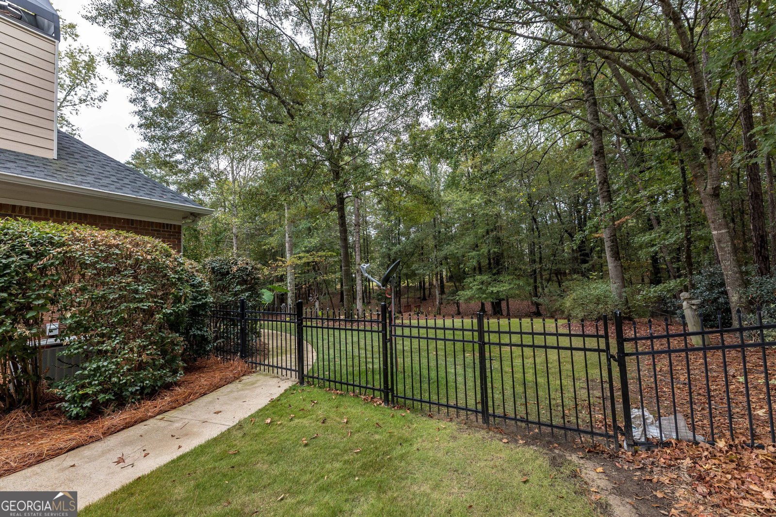 1022 Christmas Court Midland - 32