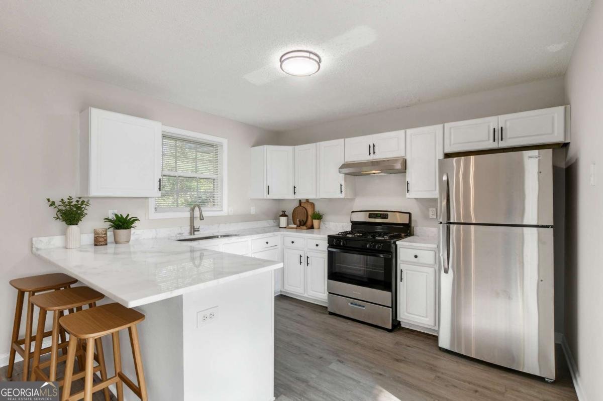 5937 Yellowood Court Atlanta - 2