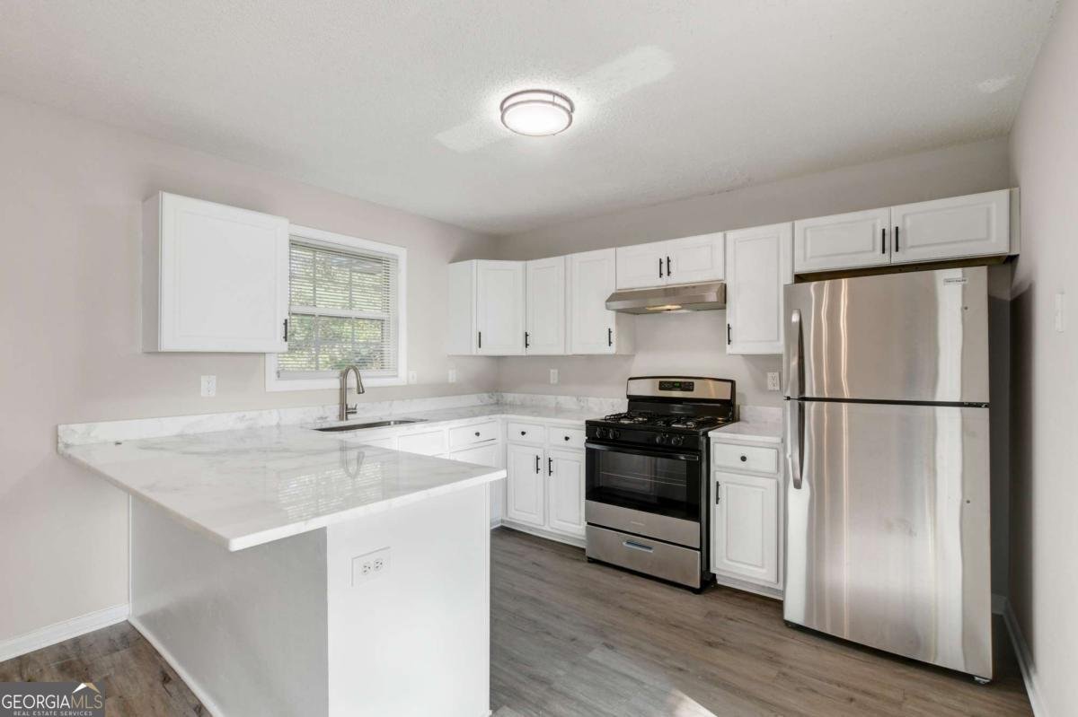 5937 Yellowood Court Atlanta - 8