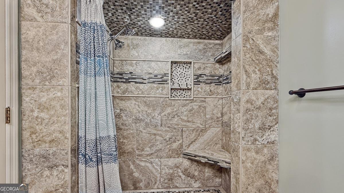 202 Montclair Drive Calhoun - 33