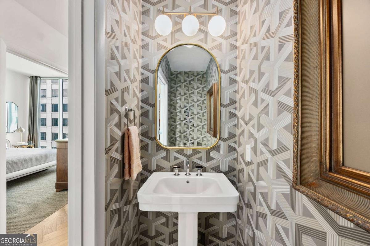 1080 Peachtree Street Atlanta - 35