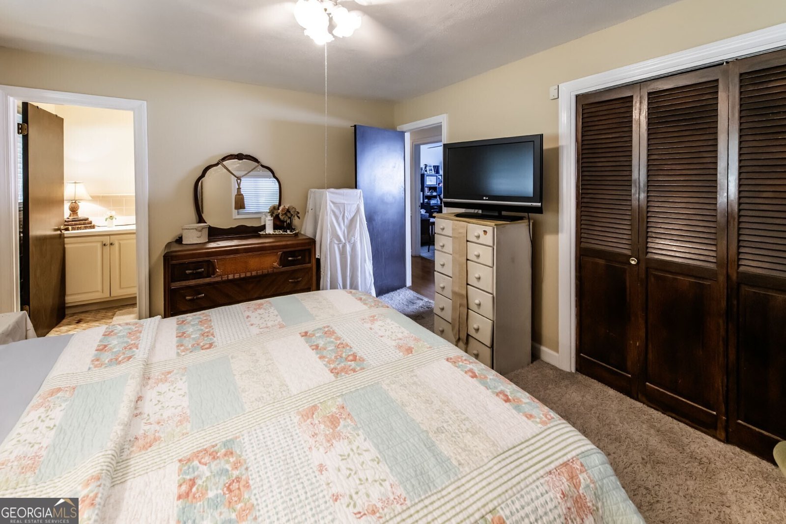 6349 Shore Circle Douglasville - 27