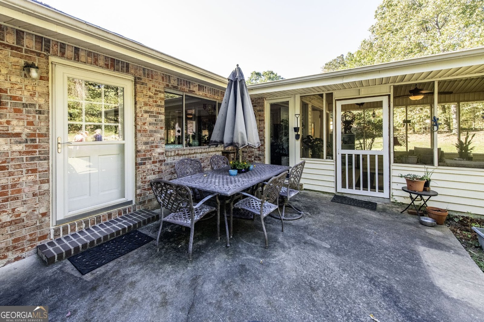 6349 Shore Circle Douglasville - 34