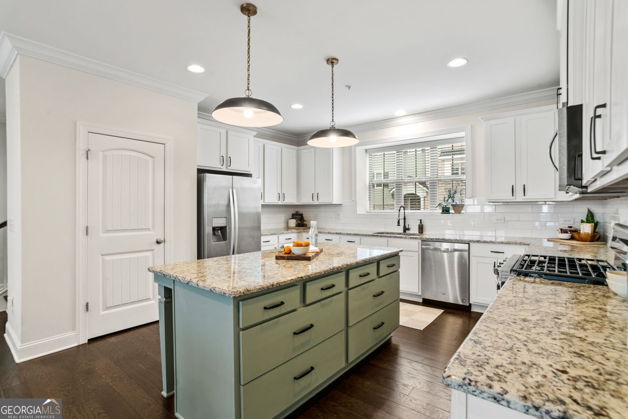 557 Henry Drive Marietta - 5