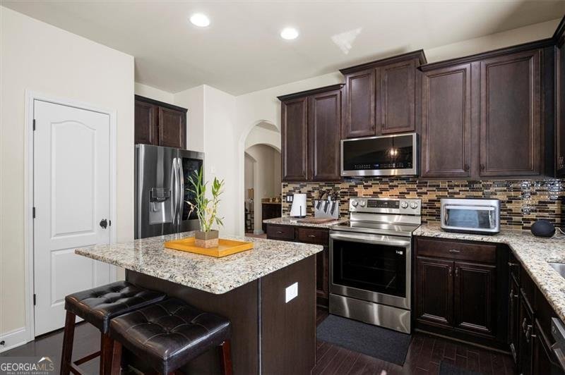 3820 Kings Bridge Drive Douglasville - 17