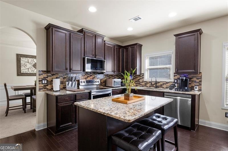 3820 Kings Bridge Drive Douglasville - 18