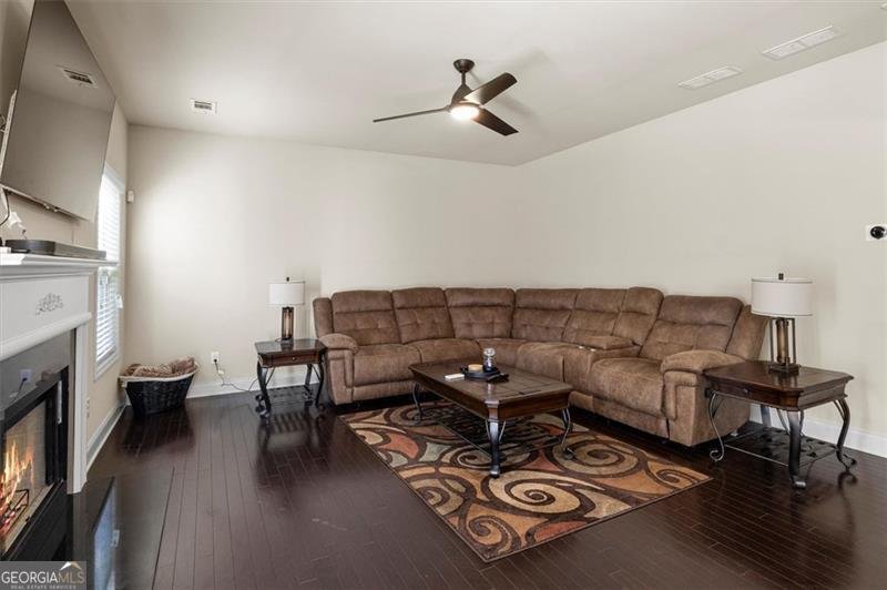 3820 Kings Bridge Drive Douglasville - 23