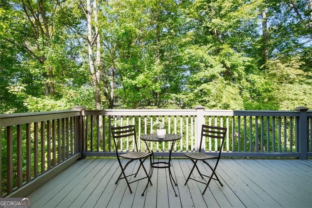 133 Brookview Circle Sandy Springs - 34