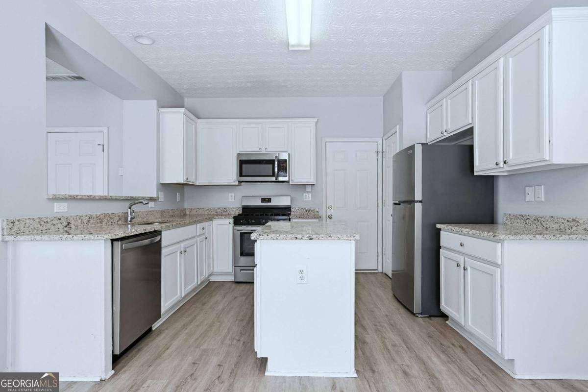 6041 Hemperly Road Atlanta - 15