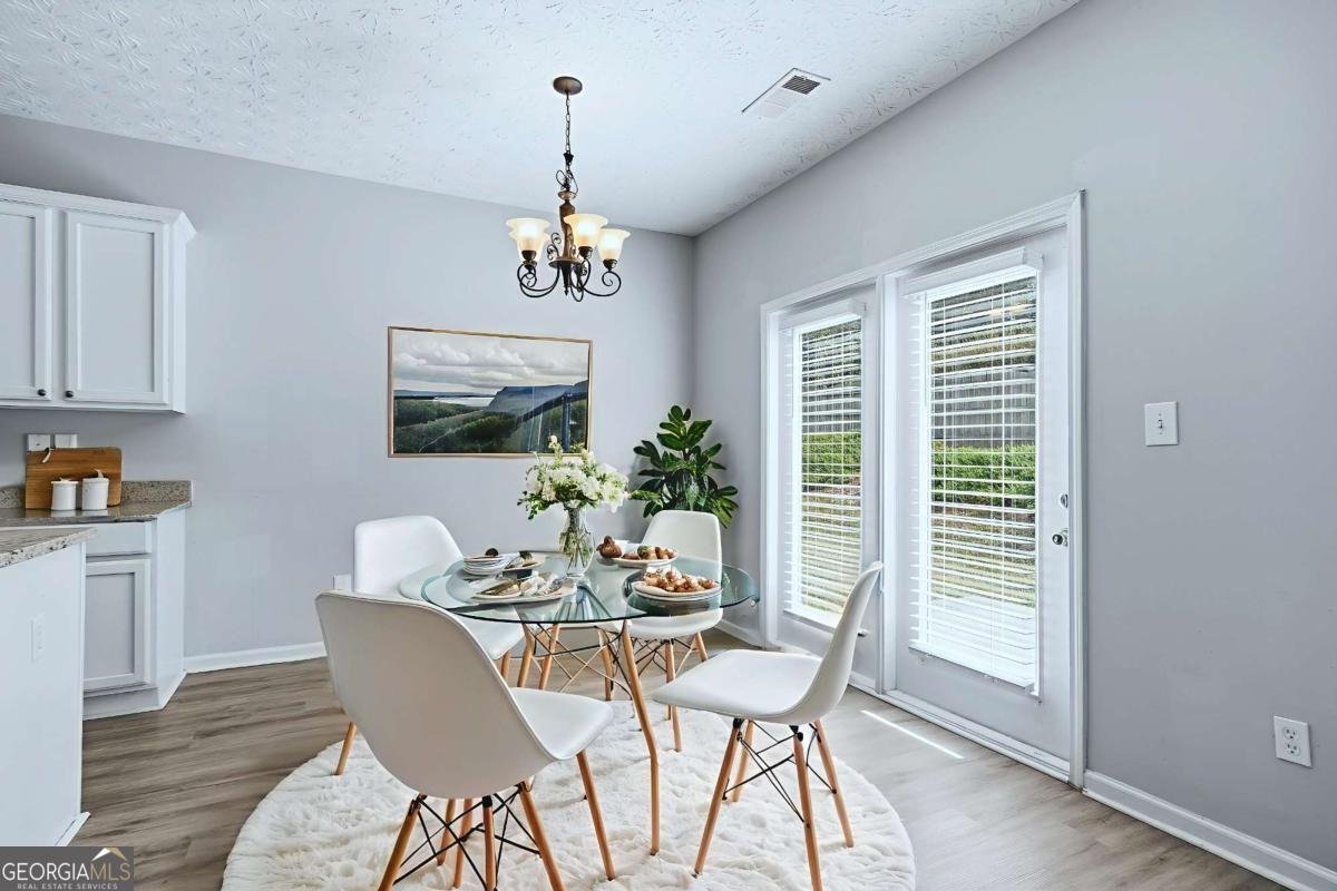 6041 Hemperly Road Atlanta - 2