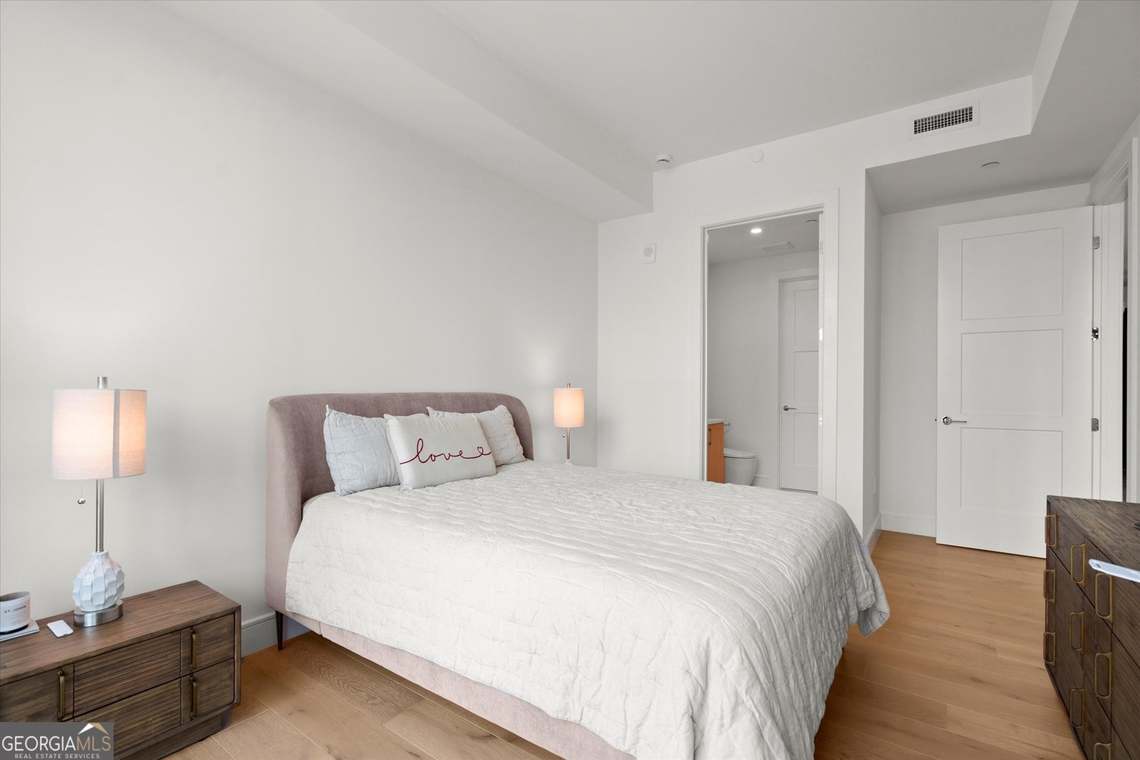 2425 Peachtree Road Atlanta - 29