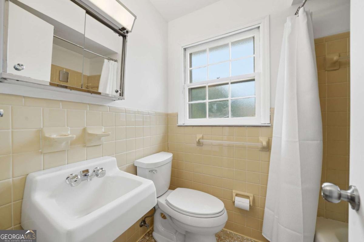 4205 Autumn Hill Drive Stone Mountain - 13