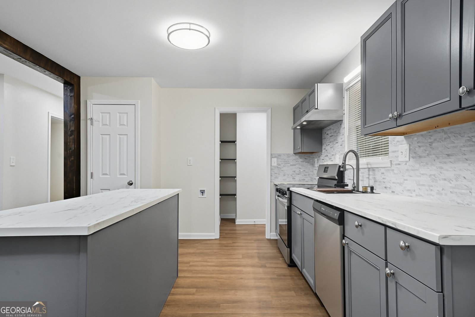 5420 Herndon Boulevard Morrow - 10