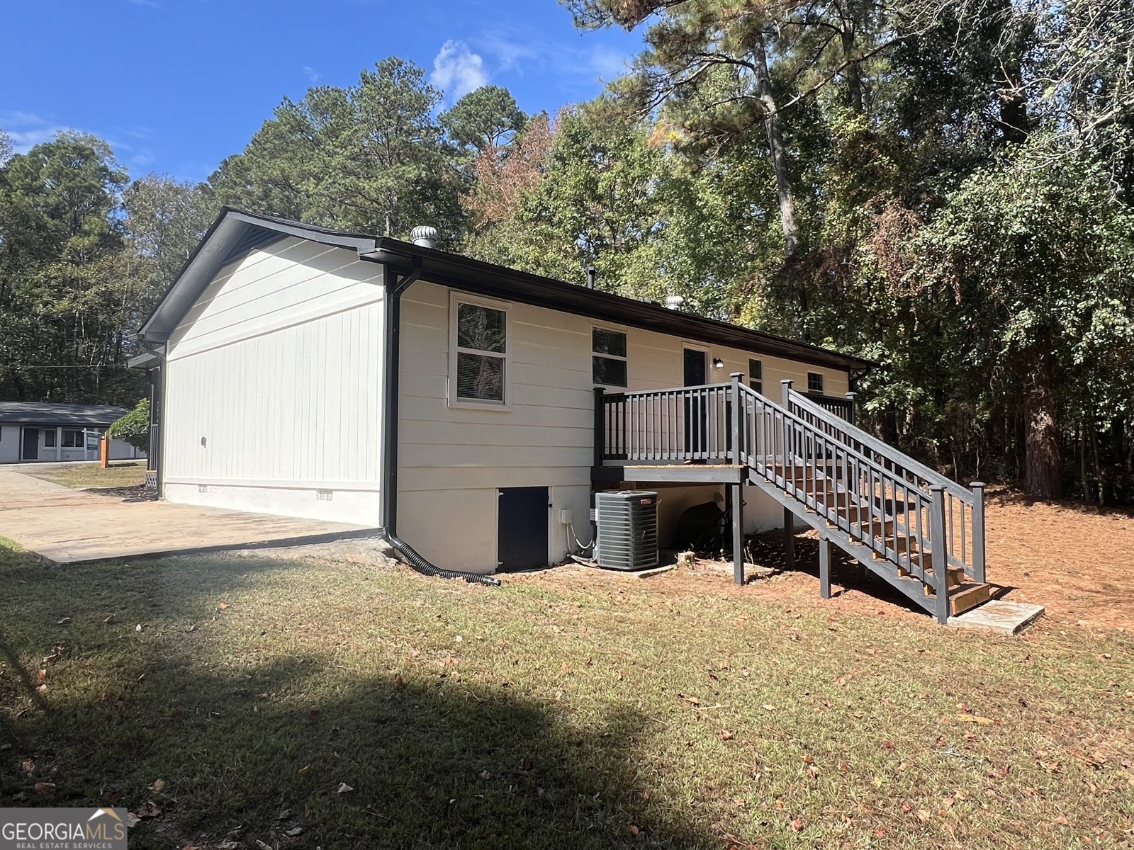 5420 Herndon Boulevard Morrow - 9