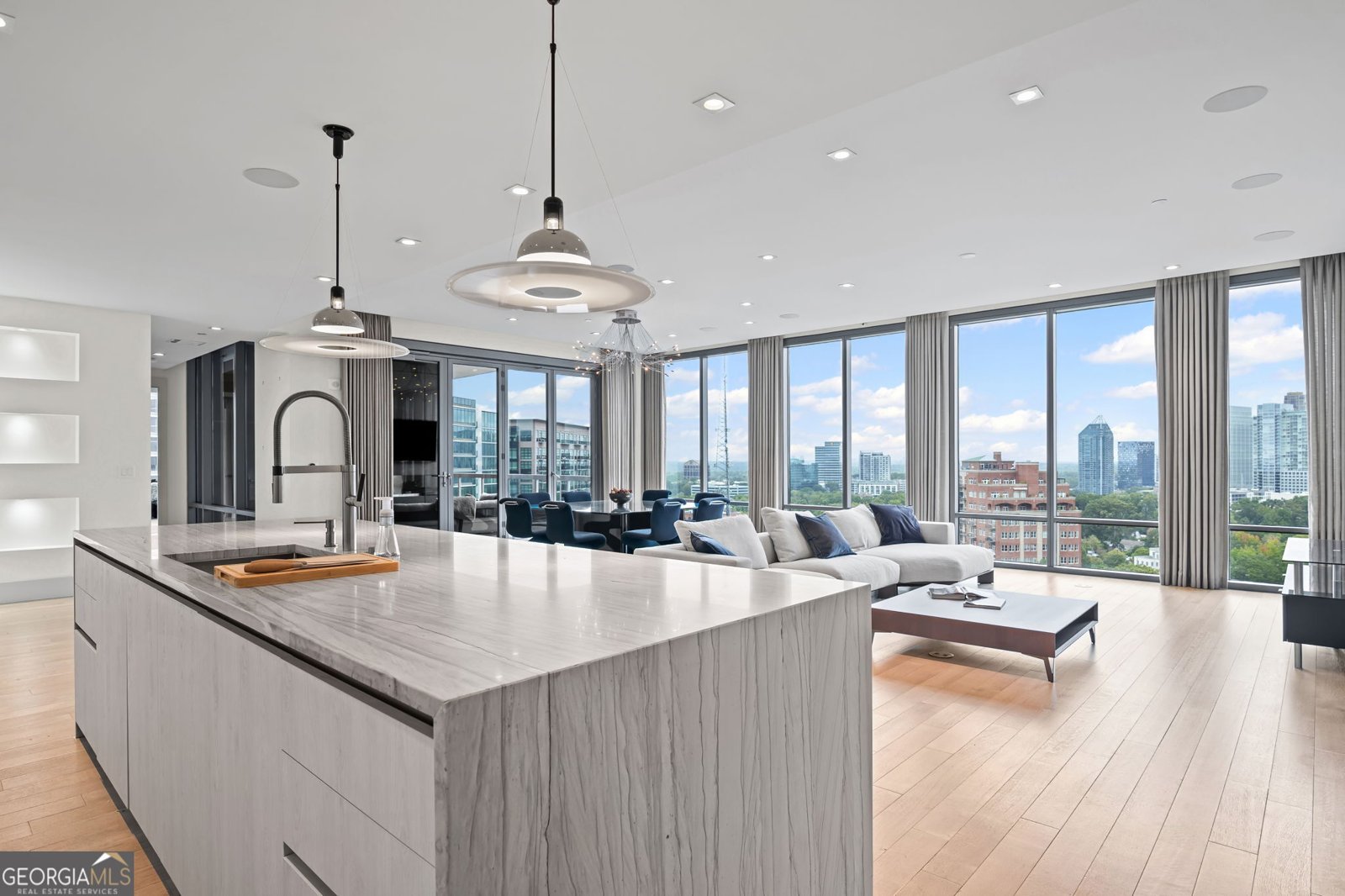 3107 Peachtree Road Atlanta - 16