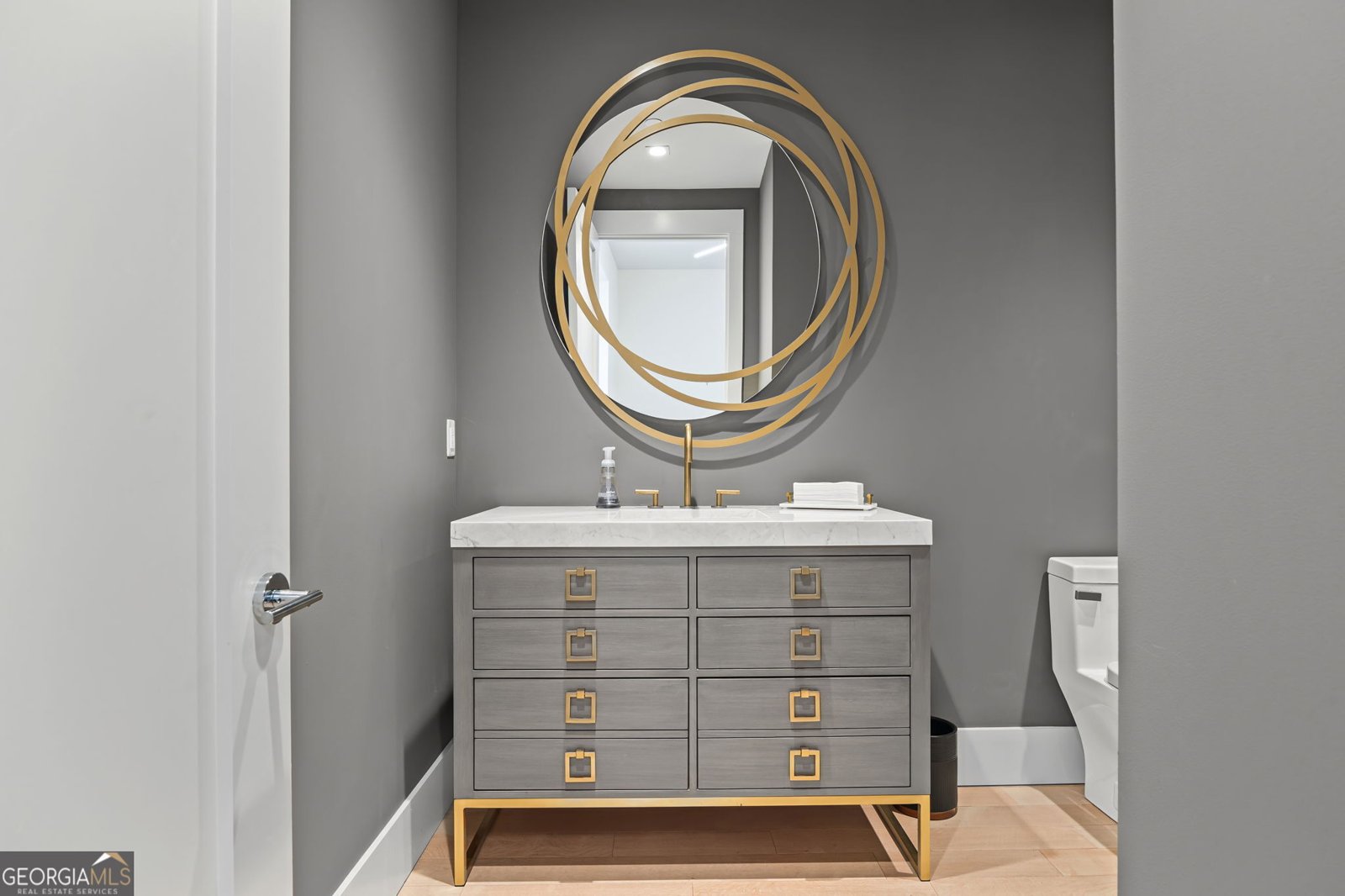 3107 Peachtree Road Atlanta - 19