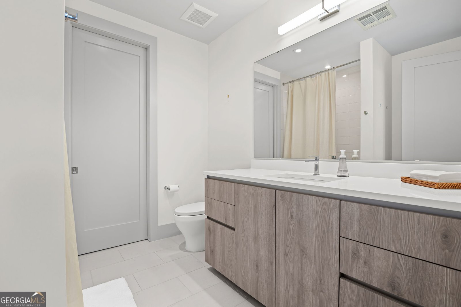 3107 Peachtree Road Atlanta - 34