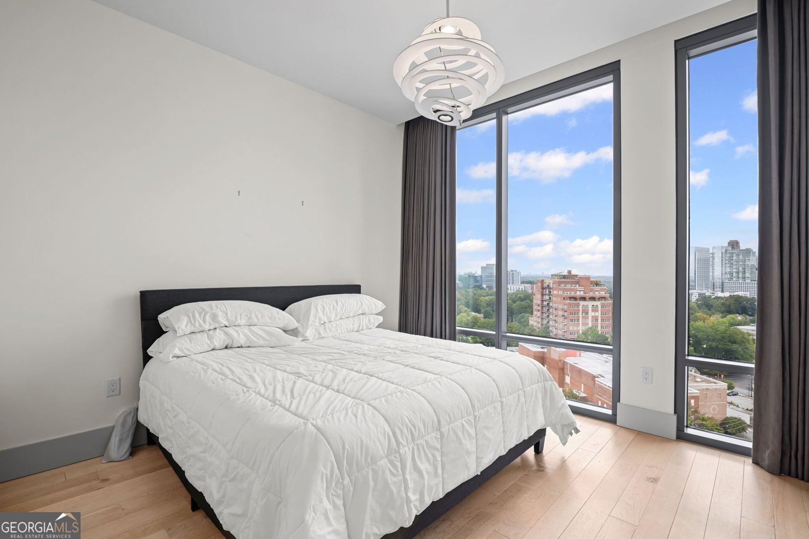 3107 Peachtree Road Atlanta - 37