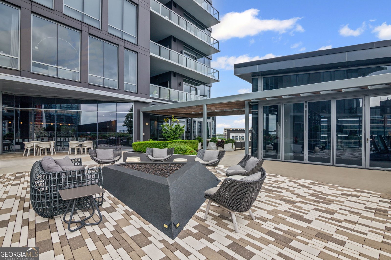 3107 Peachtree Road Atlanta - 64