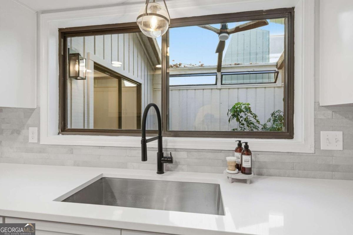 2930 Sawtooth Circle Alpharetta - 10
