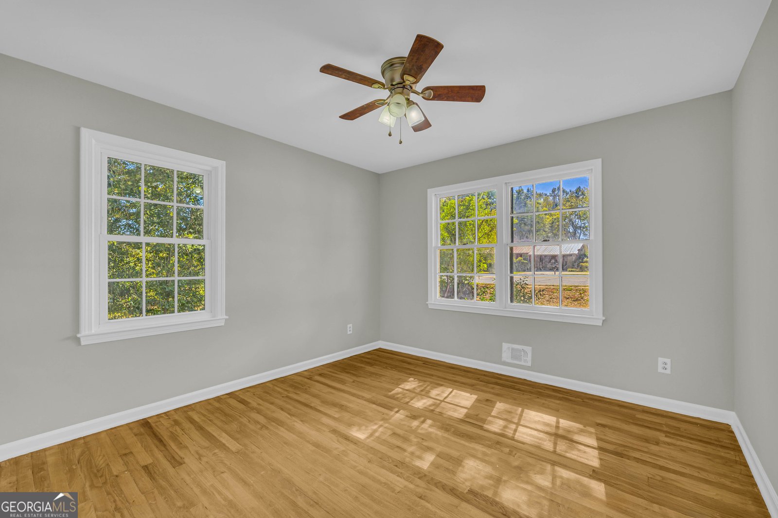 1067 College Station Road Athens - 33