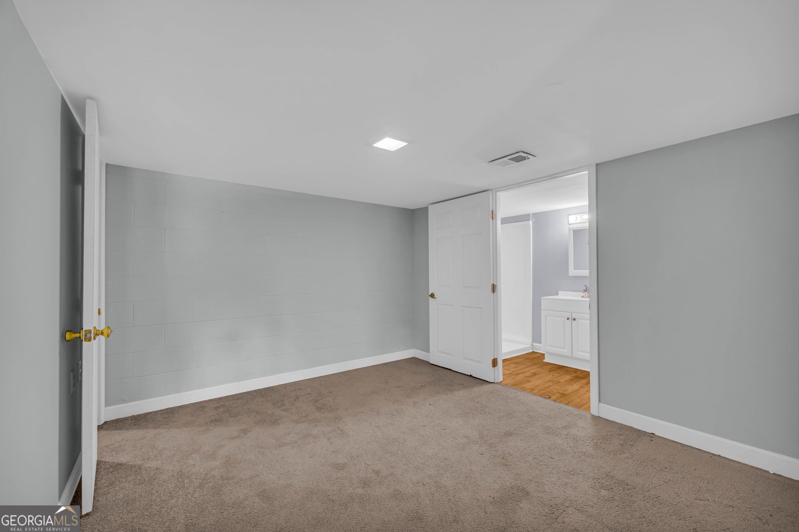 1067 College Station Road Athens - 44