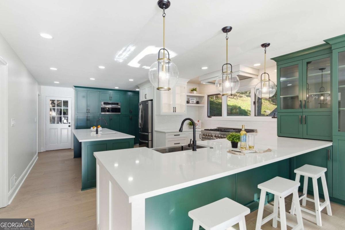 5685 Cherokee Trace Cumming - 32