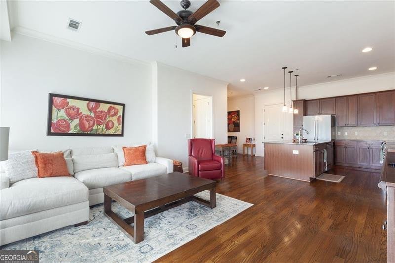 360 CHAMBERS Street Woodstock - 10