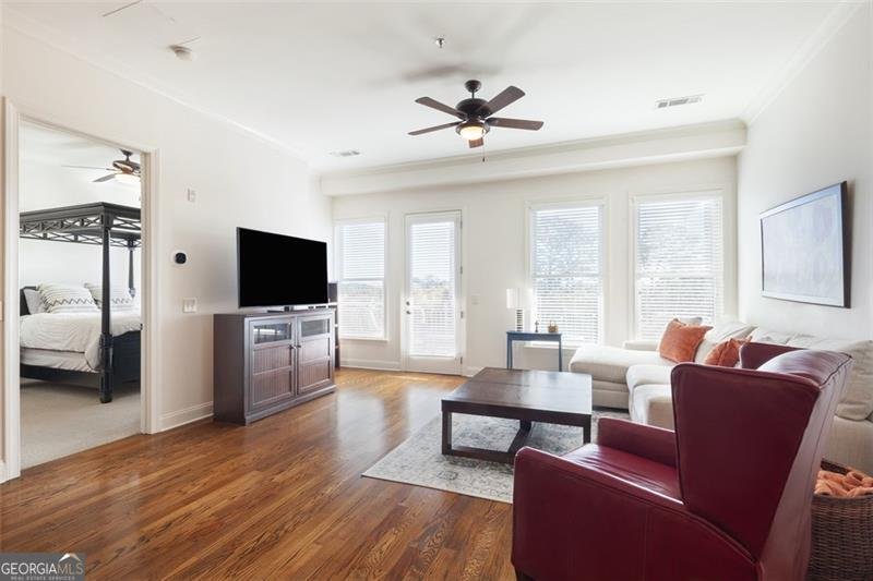 360 CHAMBERS Street Woodstock - 11