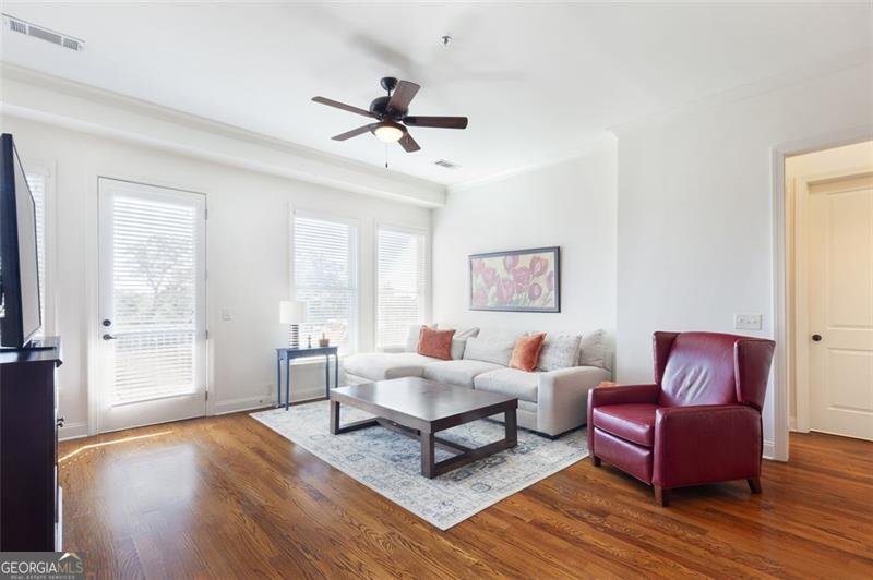 360 CHAMBERS Street Woodstock - 13