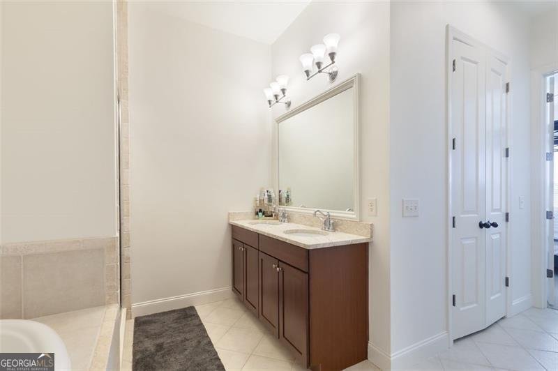 360 CHAMBERS Street Woodstock - 17