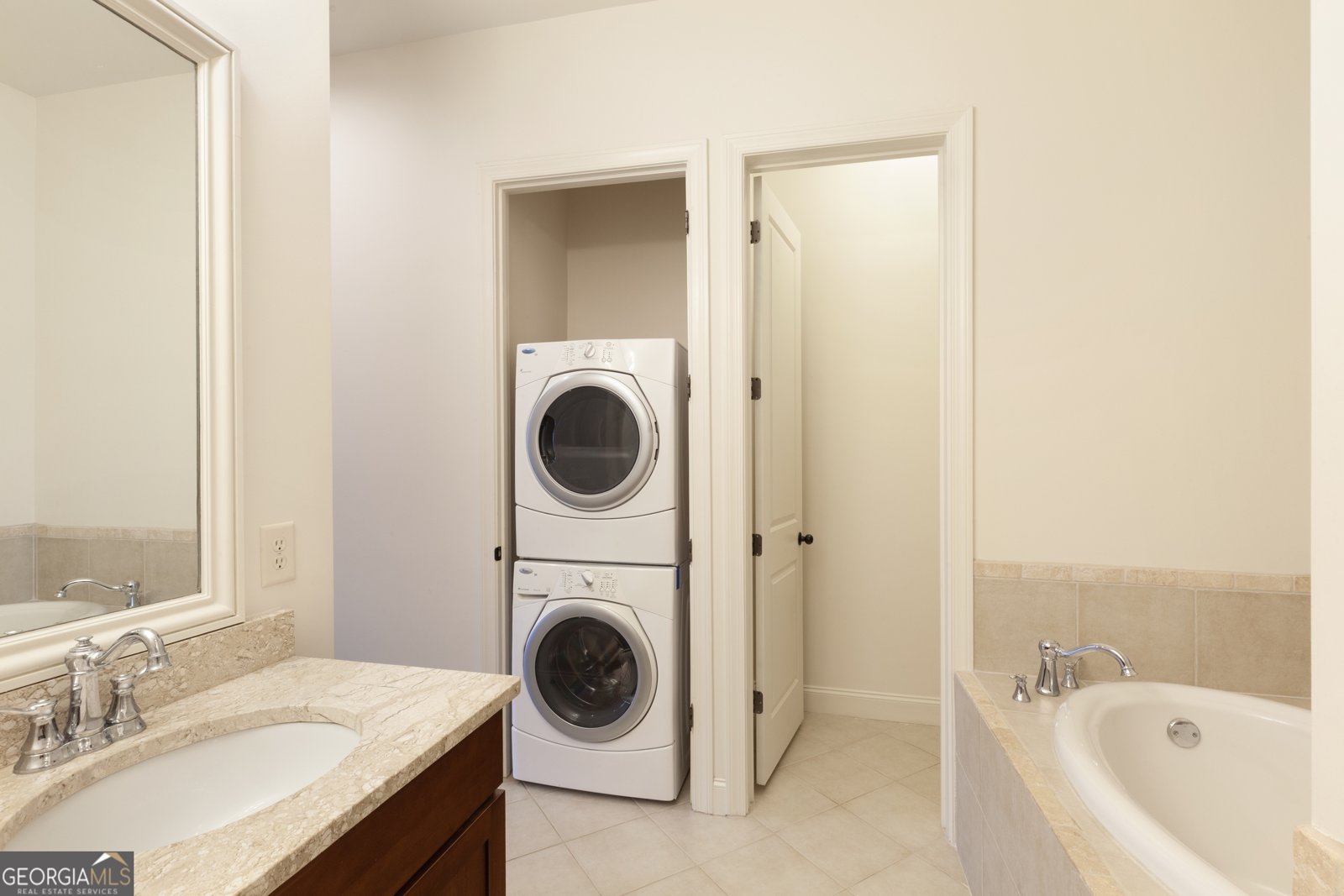 360 CHAMBERS Street Woodstock - Photo 29