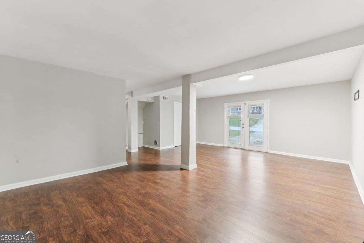 3918 Valley Brook Road Snellville - 1