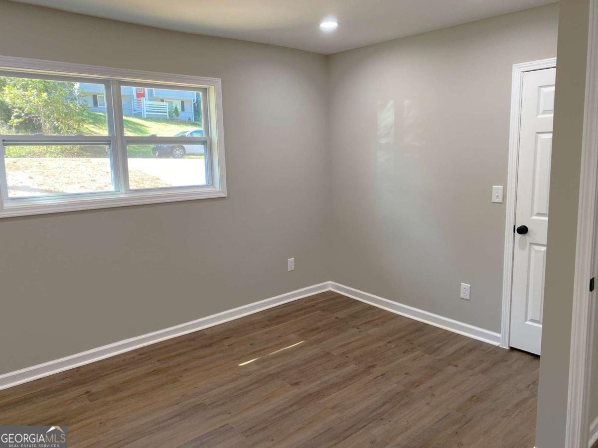 1413 Silver Lake Drive Norcross - 28