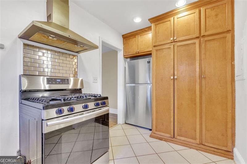 63 MORTIMER Street Atlanta - 23