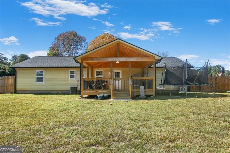 2001 RAYMONDS Drive Loganville - 34