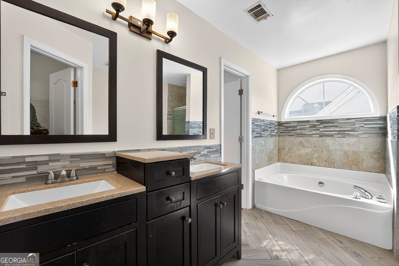 353 JODECO STATION Circle Stockbridge - 12